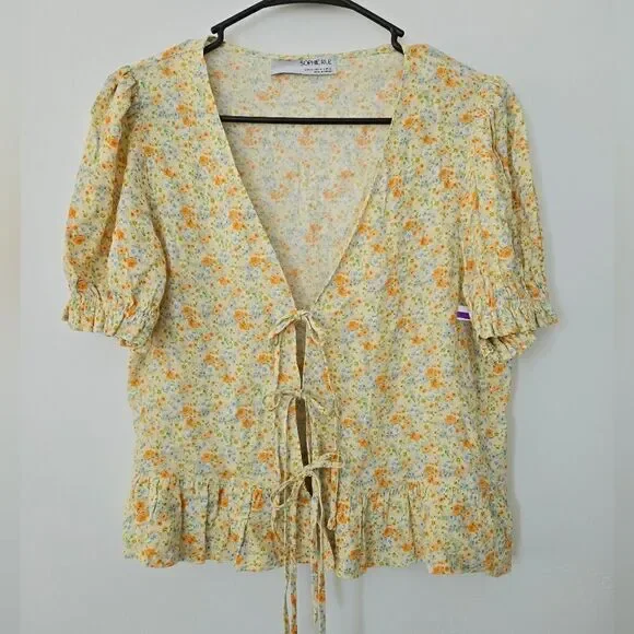 Sophie Rue Short Puff Sleeve Tie Front Top - Picture 2 of 8